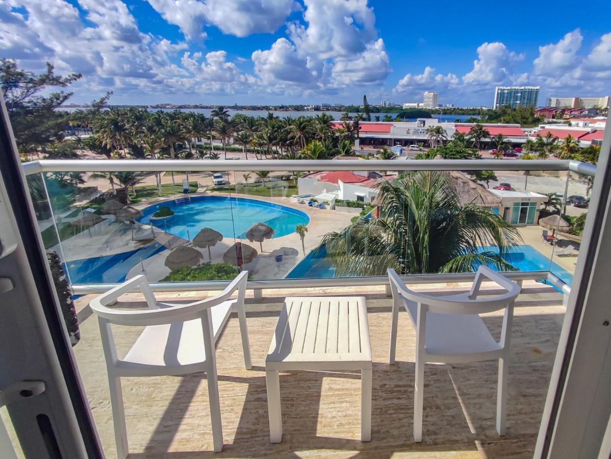 Paradise Beachfront & Nightlife Heart Cancún Zewnętrze zdjęcie